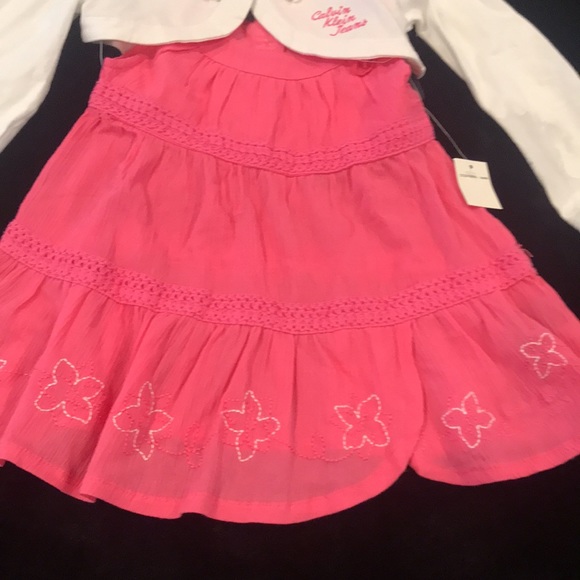 Brand new Calvin Klein 2 piece set for 4T girl - Picture 2 of 14